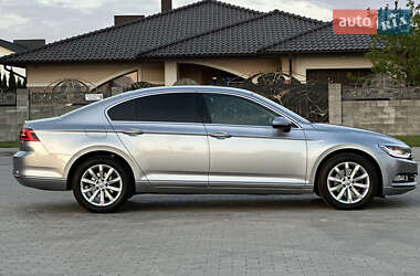 Седан Volkswagen Passat 2018 в 