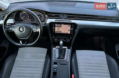 Седан Volkswagen Passat 2018 в 