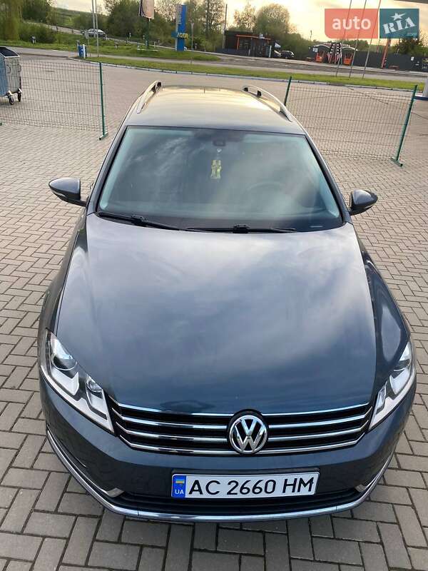 Универсал Volkswagen Passat 2011 в Луцке