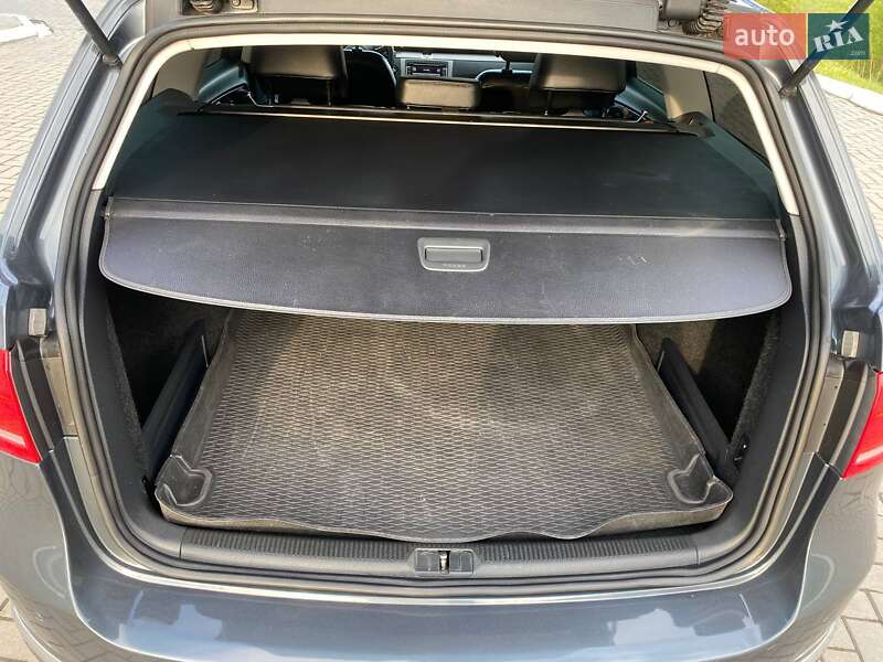 Универсал Volkswagen Passat 2011 в Луцке