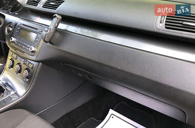 Універсал Volkswagen Passat 2007 в 