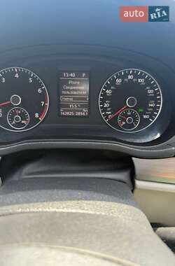 Седан Volkswagen Passat 2014 в 