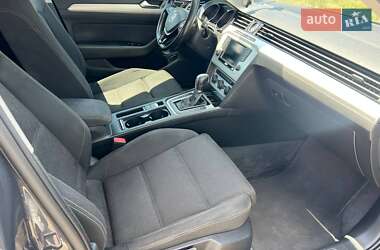 Універсал Volkswagen Passat 2015 в 