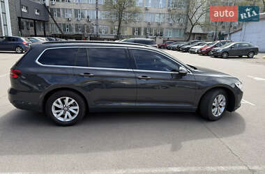 Універсал Volkswagen Passat 2019 в 
