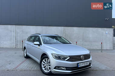 Универсал Volkswagen Passat 2015 в Киеве