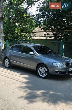 Седан Volkswagen Passat 2007 в 