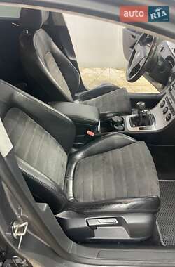 Седан Volkswagen Passat 2007 в 