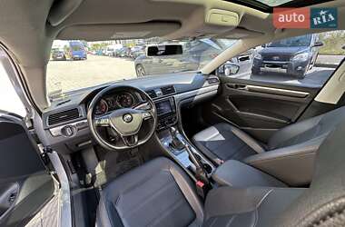 Седан Volkswagen Passat 2017 в 