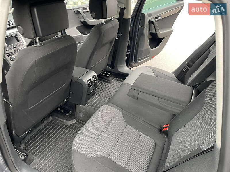 Универсал Volkswagen Passat 2013 в Киеве