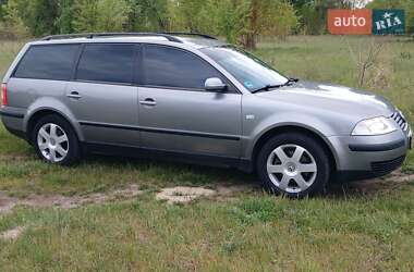 Универсал Volkswagen Passat 2003 в 
