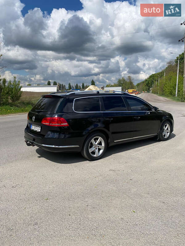 Универсал Volkswagen Passat 2012 в Тернополе