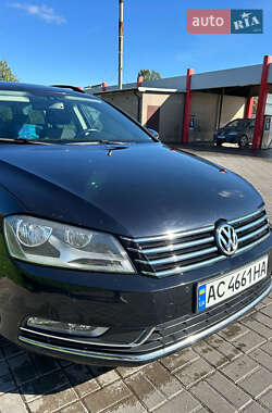 Универсал Volkswagen Passat 2012 в 