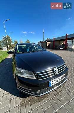 Универсал Volkswagen Passat 2012 в 