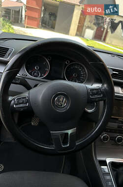 Универсал Volkswagen Passat 2012 в 