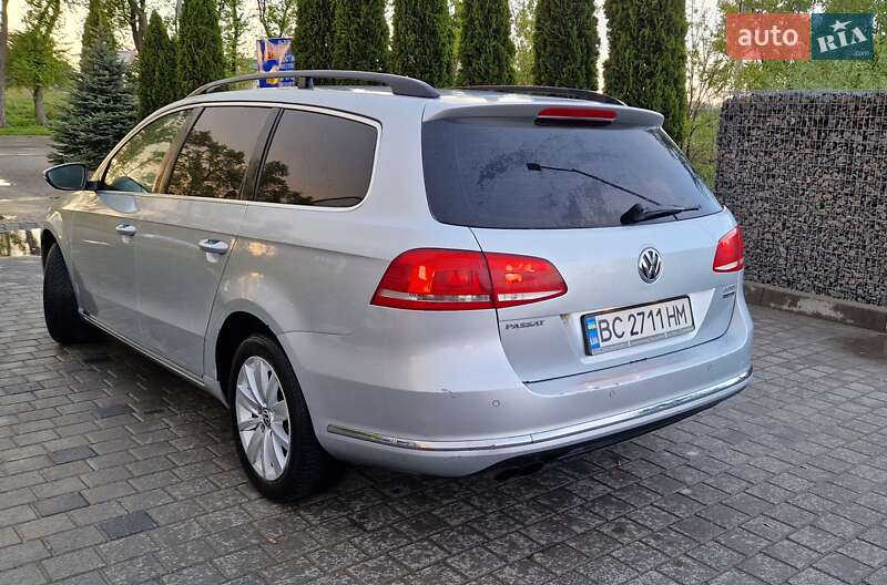 Универсал Volkswagen Passat 2011 в Львове