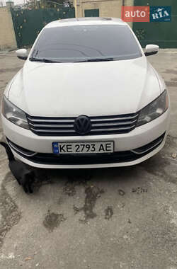 Volkswagen Passat 2012 Volkswagen Passat 2012
