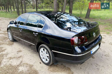 Седан Volkswagen Passat 2009 в 