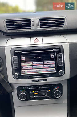 Седан Volkswagen Passat 2009 в 