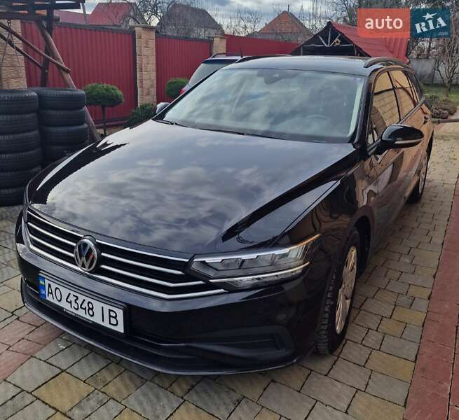 Универсал Volkswagen Passat 2020 в Мукачево