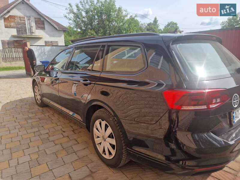 Универсал Volkswagen Passat 2020 в Мукачево