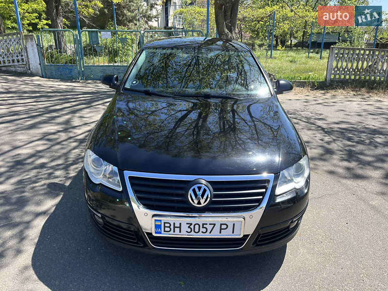 Седан Volkswagen Passat 2008 в Овідіополі