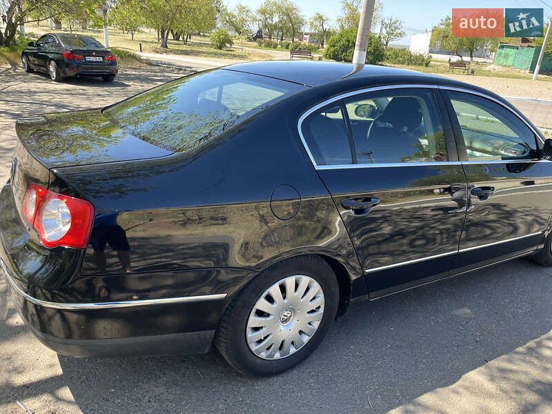 Седан Volkswagen Passat 2008 в Овідіополі