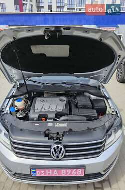 Универсал Volkswagen Passat 2012 в 