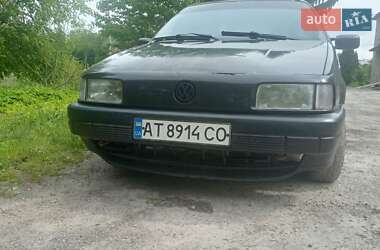 Универсал Volkswagen Passat 1990 в Рогатине