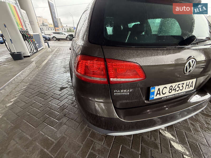 Универсал Volkswagen Passat 2013 в Киеве
