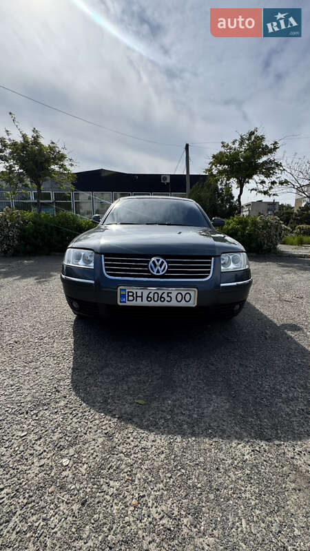 Седан Volkswagen Passat 2002 в Белгороде-Днестровском