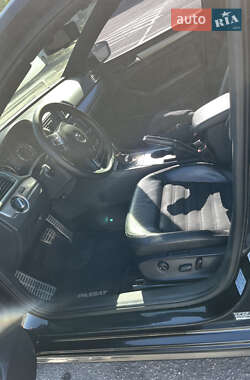Седан Volkswagen Passat 2012 в 