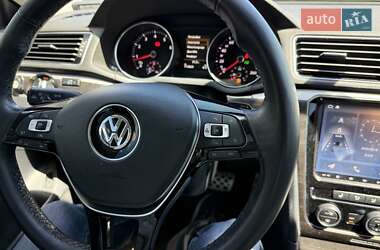 Седан Volkswagen Passat 2018 в 