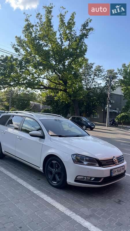 Универсал Volkswagen Passat 2012 в Измаиле