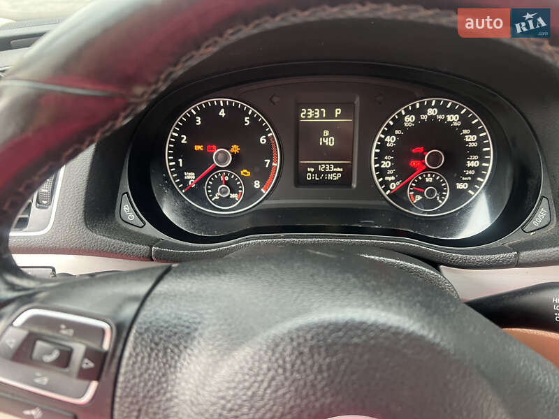 Седан Volkswagen Passat 2014 в Ахтырке фото 9 Седан Volkswagen Passat 2014 в Ахтырке