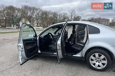Седан Volkswagen Passat 2002 в 