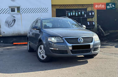 Универсал Volkswagen Passat 2008 в Киеве
