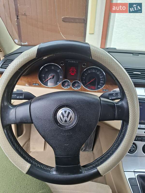 Универсал Volkswagen Passat 2006 в Ужгороде