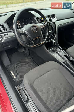 Седан Volkswagen Passat 2016 в 