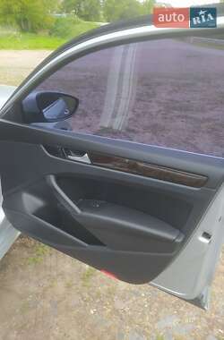Седан Volkswagen Passat 2014 в 