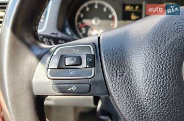 Седан Volkswagen Passat 2015 в 