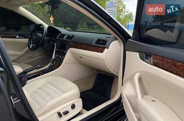 Седан Volkswagen Passat 2013 в 