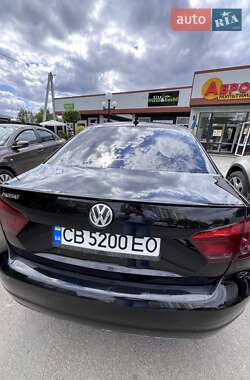Седан Volkswagen Passat 2013 в 