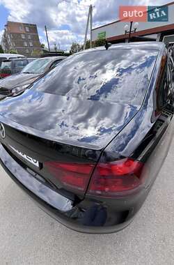 Седан Volkswagen Passat 2013 в 