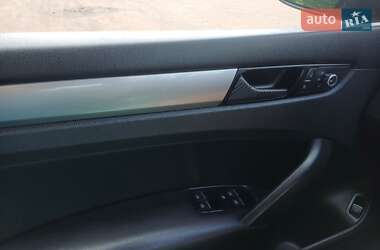 Седан Volkswagen Passat 2013 в 