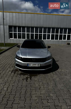 Седан Volkswagen Passat 2016 в 
