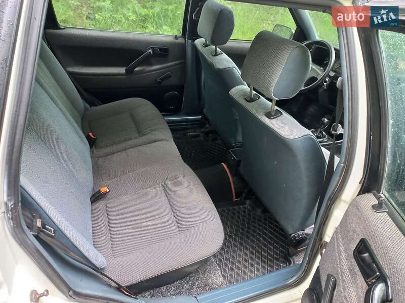 Универсал Volkswagen Passat 1990 в Львове