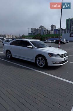 Седан Volkswagen Passat 2015 в 