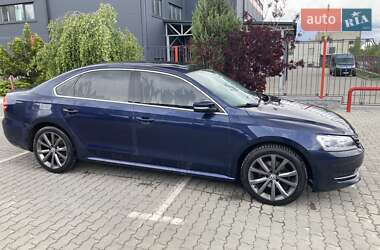 Седан Volkswagen Passat 2015 в 