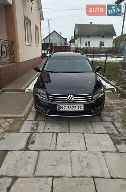 Универсал Volkswagen Passat 2012 в Львове