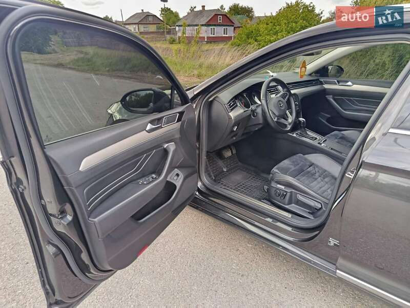 Универсал Volkswagen Passat 2020 в Локачах